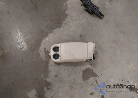 2006 Lincoln Town Car Signature z USA, uszkodzony, nr VIN 1LNHM81W26Y651130